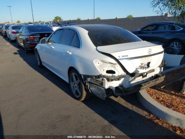 55SWF4JB8GU163733 Mercedes-Benz C-class C 300
