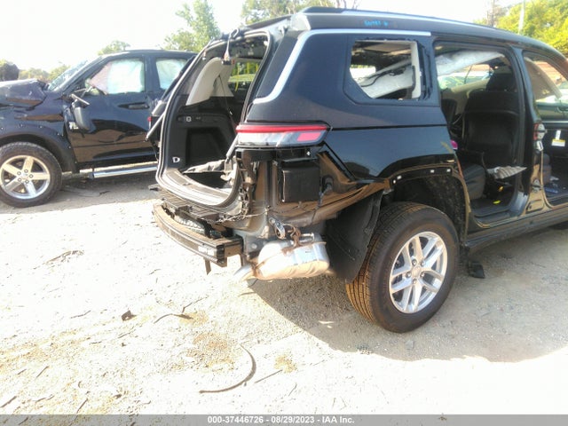 1C4RJKAG8P8858064 Jeep Grand Cherokee L Laredo