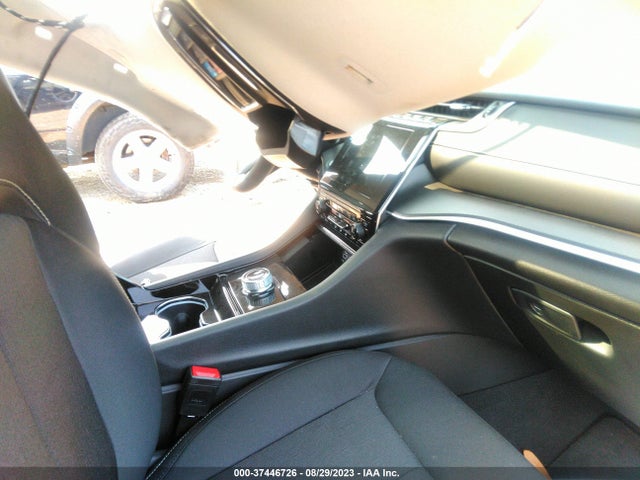 1C4RJKAG8P8858064 Jeep Grand Cherokee L Laredo