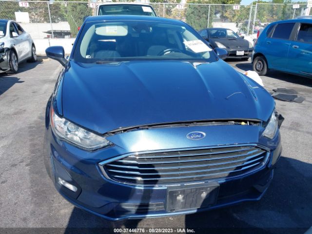 3FA6P0HD6KR114851 Ford FUSION SE
