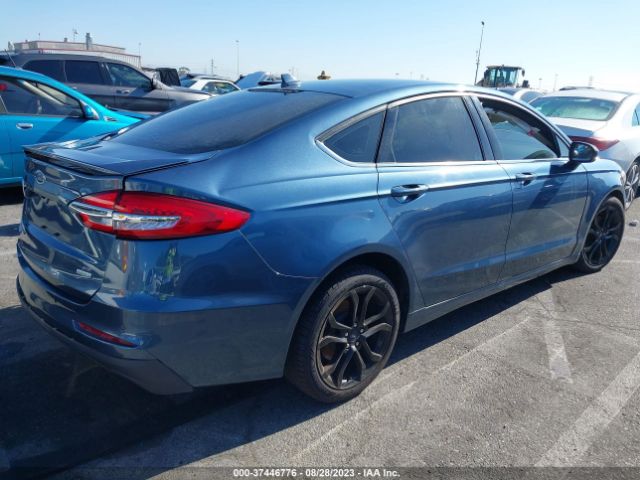 3FA6P0HD6KR114851 Ford FUSION SE