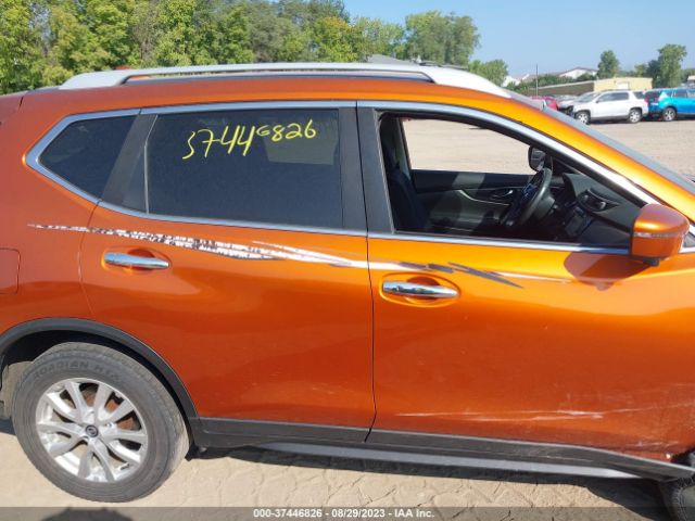 5N1AT2MV2HC755136 Nissan ROGUE SV