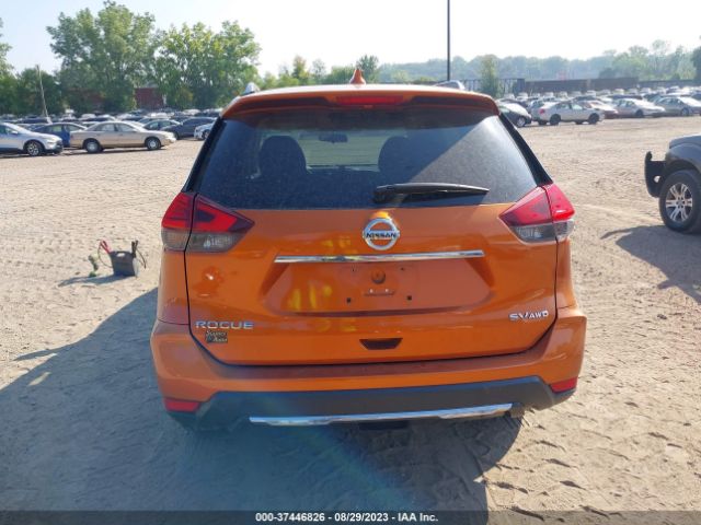 5N1AT2MV2HC755136 Nissan ROGUE SV