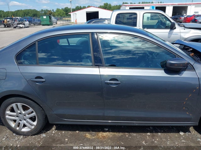 3VW167AJ0JM243936 Volkswagen Jetta 1.4t S
