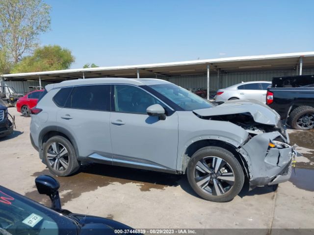 5N1AT3CA1MC826809 Nissan Rogue Sl