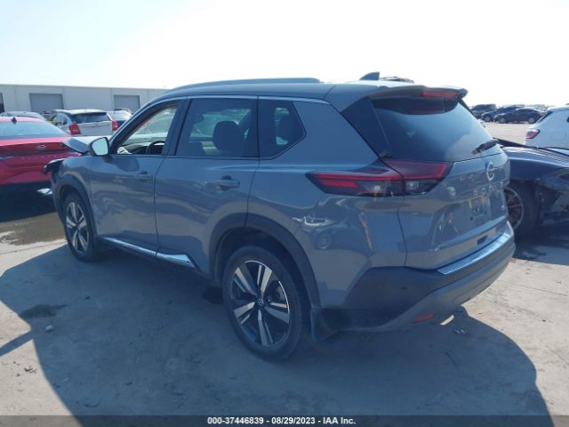 5N1AT3CA1MC826809 Nissan Rogue Sl
