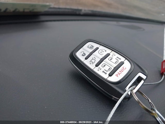 2C4RC1DG1JR130405 Chrysler Pacifica Touring
