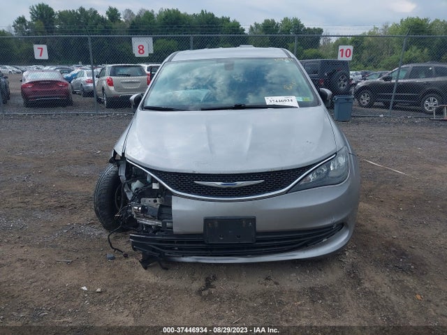 2C4RC1DG1JR130405 Chrysler Pacifica Touring