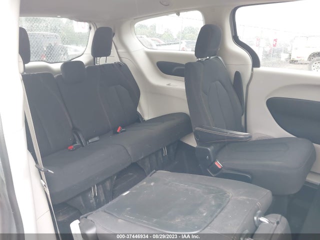 2C4RC1DG1JR130405 Chrysler Pacifica Touring