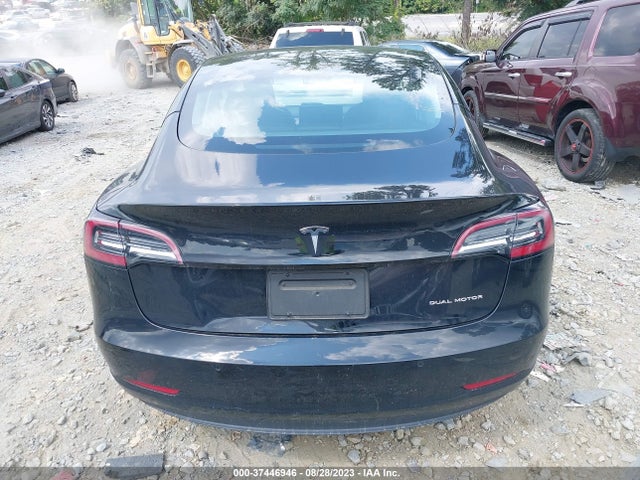 2022 Tesla 3, VIN: 5YJ3E1EB2NF181562