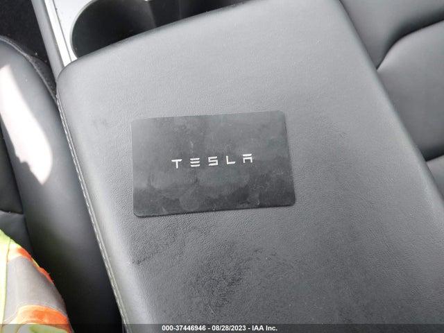 2022 Tesla 3, VIN: 5YJ3E1EB2NF181562