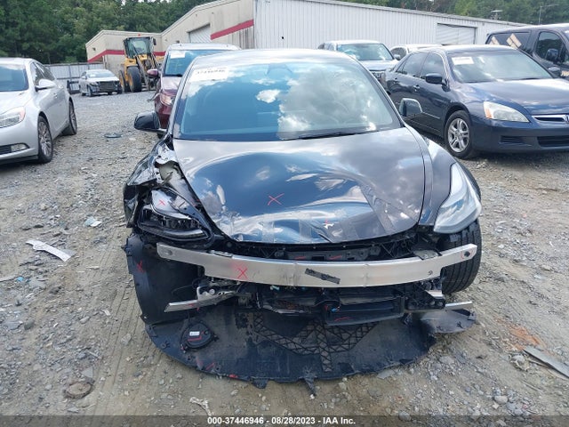 2022 Tesla 3, VIN: 5YJ3E1EB2NF181562