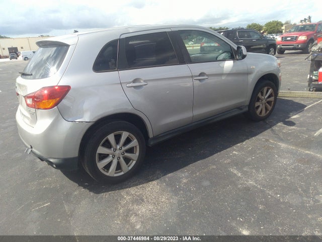 4A4AR3AU1FE003054 Mitsubishi Outlander Sport Es