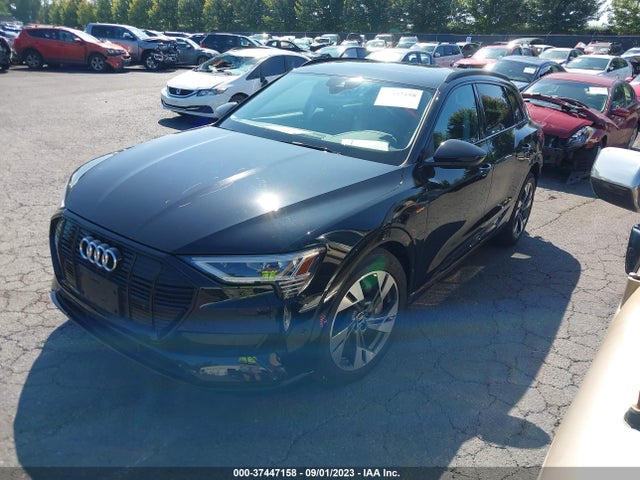WA1AAAGE8MB034653 Audi E-tron Premium