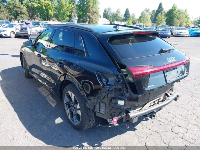 WA1AAAGE8MB034653 Audi E-tron Premium