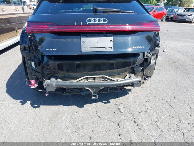 WA1AAAGE8MB034653 Audi E-tron Premium