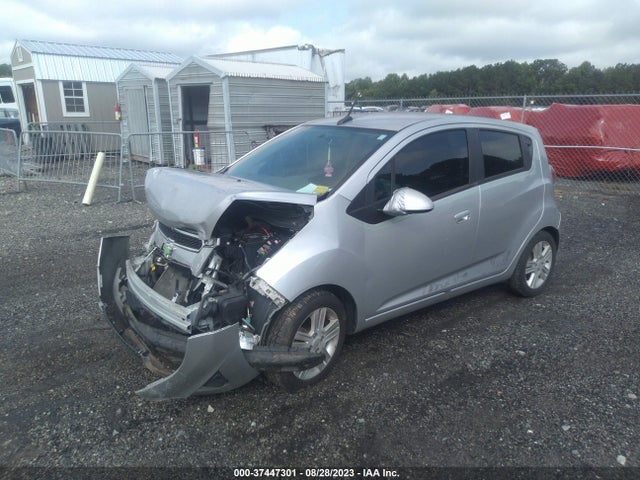 Chevrolet Spark 1lt Auto 2014 KL8CD6S90EC407380 Image 2
