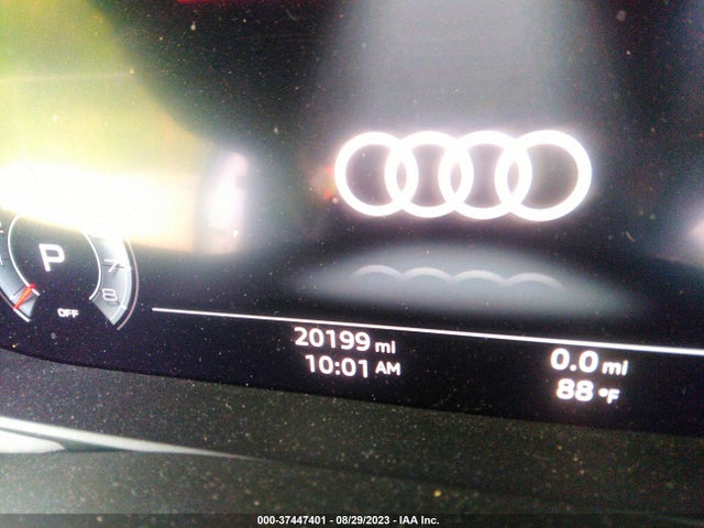 2020 Audi Q8, VIN: WA1EVBF15LD021145