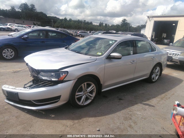 1VWBV7A30FC107971 Volkswagen Passat 2.0l Tdi Se W/sunroof