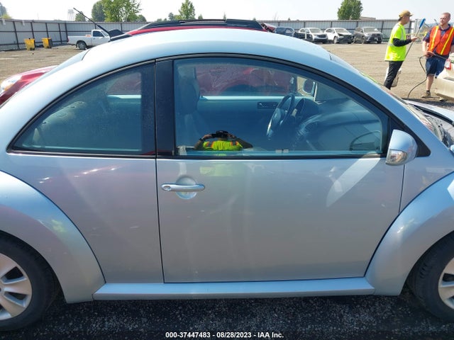 2009 Volkswagen New Beetle Coupe S მანქანა იყიდება აუქციონზე, vin: 3VWPG31C29M515593, აუქციონის ნომერი: 37447483