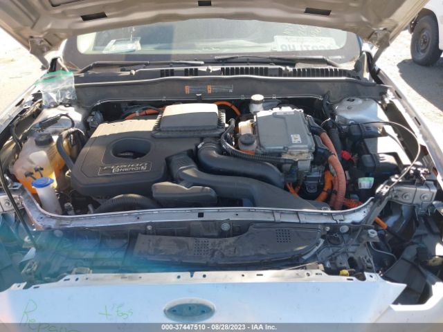 3FA6P0SU8KR145446 Ford Fusion Energi Titanium