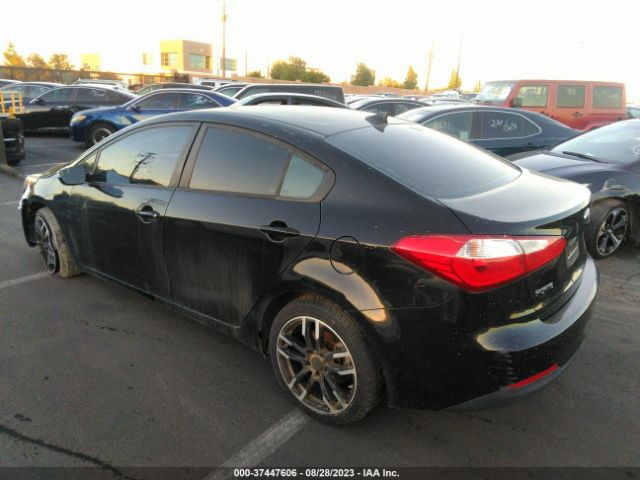 KNAFK4A69G5514115 KIA FORTE LX
