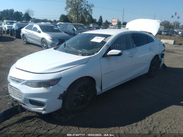 Chevrolet MALIBU LT 2018 1G1ZD5ST5JF210861 Image 2