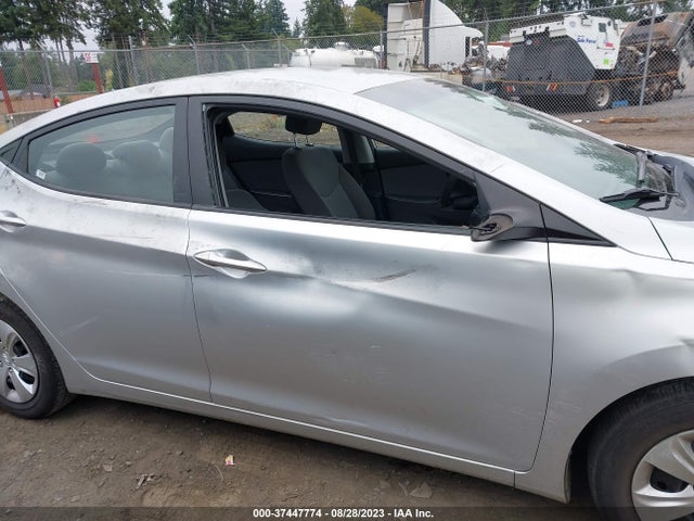 Hyundai ELANTRA SE 2016 5NPDH4AE3GH703634 Image 4