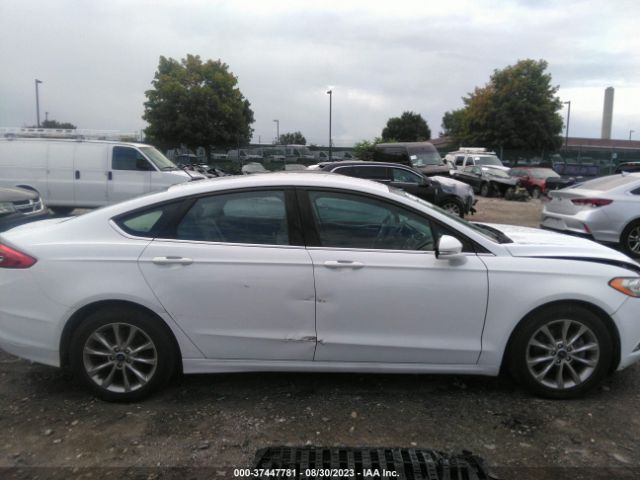 3FA6P0H75HR368957 Ford FUSION SE