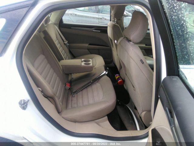 3FA6P0H75HR368957 Ford FUSION SE