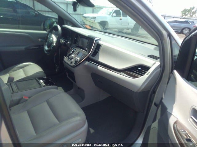 Toyota Sienna Xle Auto Access 2019 5TDYZ3DC6KS019828 Image 5