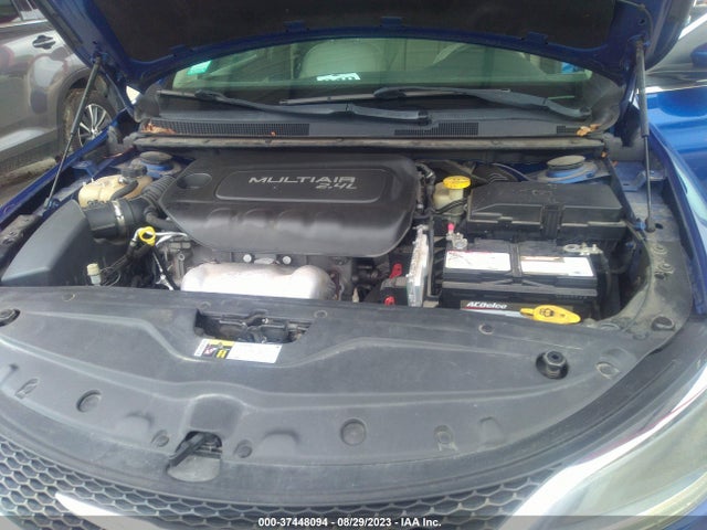 37448094 :رقم المزاد ، 1C3CCCAB6FN668942 vin ، 2015 Chrysler 200 Limited مزاد بيع