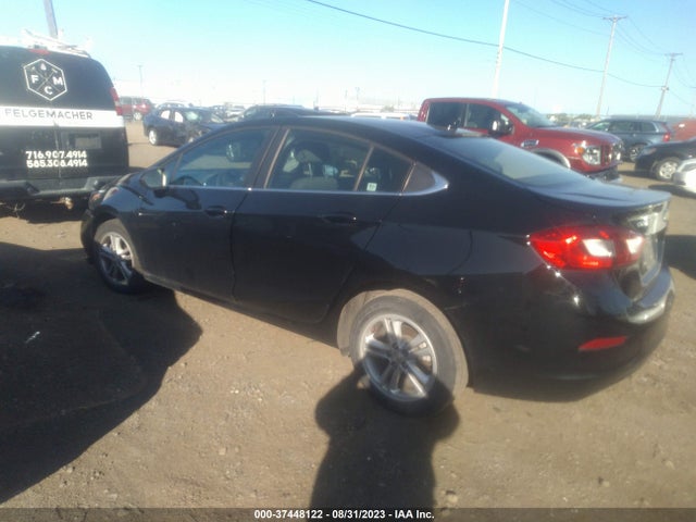 Chevrolet CRUZE LT 2018 1G1BE5SM4J7214711 Image 3