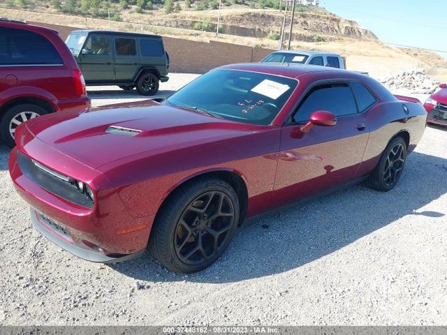Dodge Challenger Sxt 2018 2C3CDZAG2JH215592 Image 2