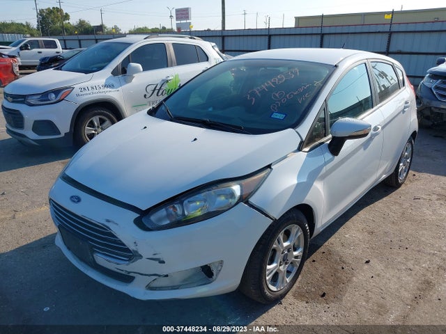Ford FIESTA SE 2015 3FADP4EJ5FM164670 Image 2