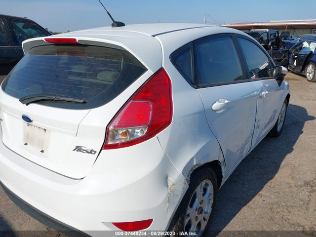 Ford FIESTA SE 2015 3FADP4EJ5FM164670 Image 4