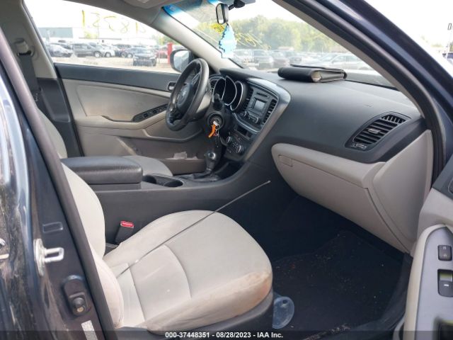 KNAGM4A78F5615099 KIA Optima Lx