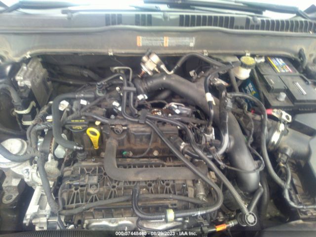 3FA6P0HD4HR268984 Ford FUSION SE