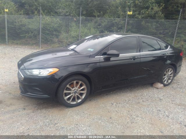3FA6P0HD4HR268984 Ford FUSION SE
