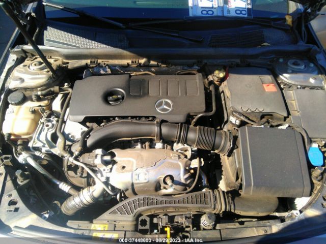 WDD3G4EB0KW001519 Mercedes-Benz A-class A 220