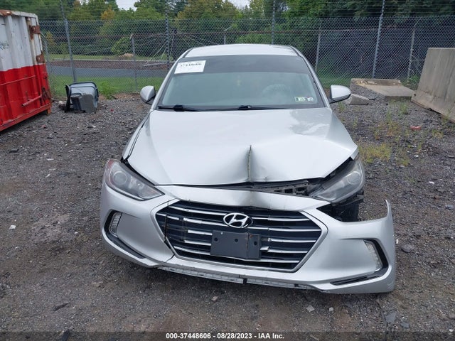 Hyundai ELANTRA SEL 2018 5NPD84LF3JH222330 Image 4