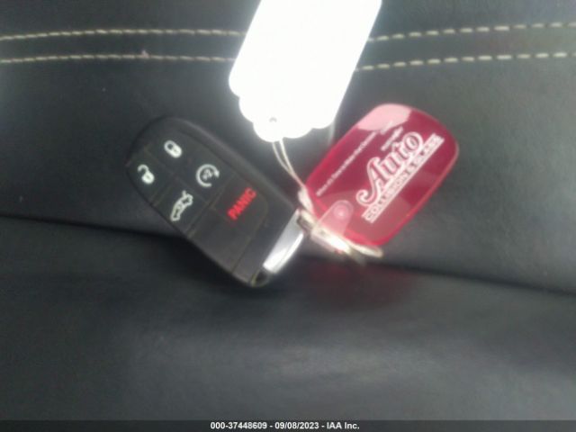2C3CCAGG2FH922775 Chrysler 300 300s