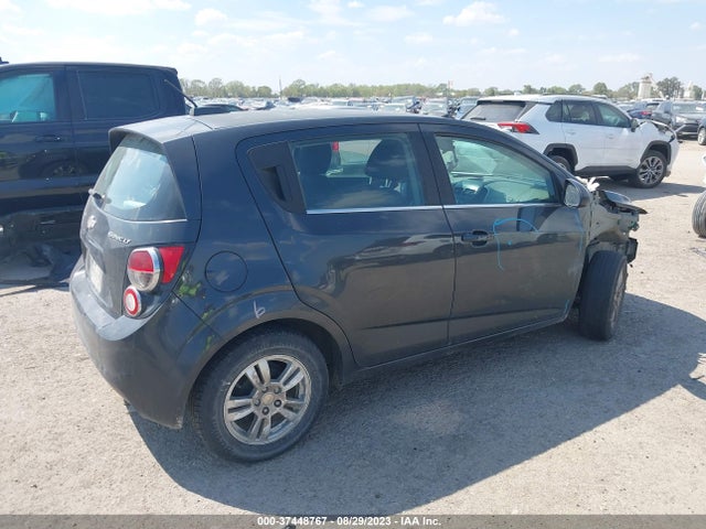Chevrolet Sonic Lt Auto 2015 1G1JC6SG9F4209384 Image 4