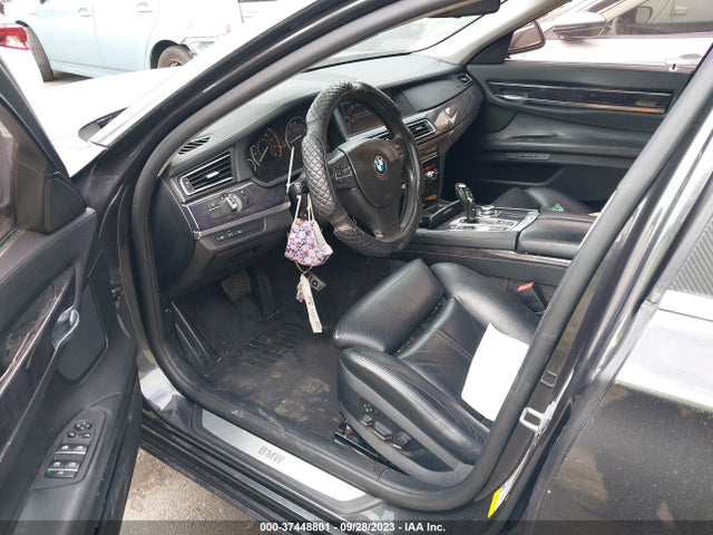 2009 BMW 750I VIN: WBAKA83549CY35037