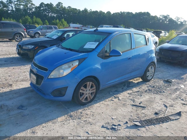 Chevrolet Spark Lt 2014 KL8CD6S96EC464005 Image 2