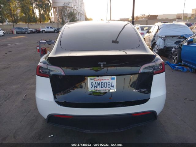 7SAYGDEF7NF394580 Tesla Model Y Performance