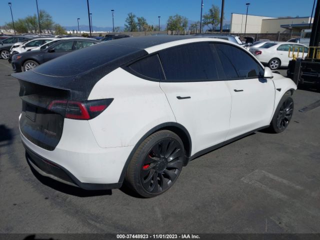 7SAYGDEF7NF394580 Tesla Model Y Performance