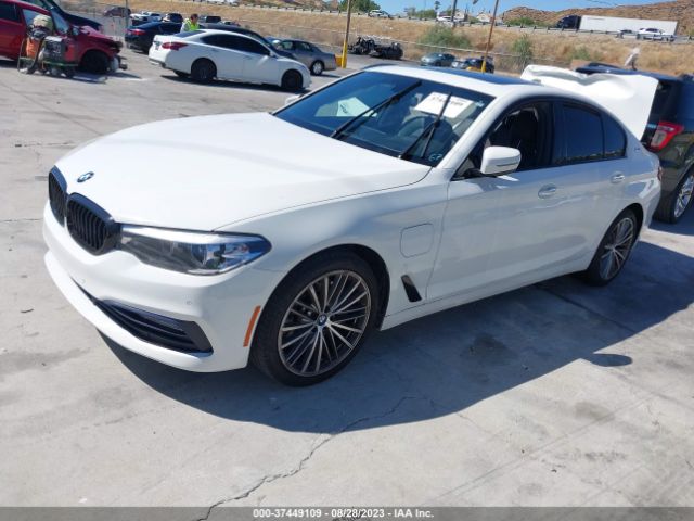 WBAJA9C57JB033481 BMW 5 Series 530e Iperformance