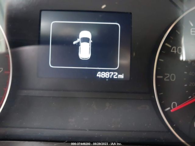 KNDPMCAC2J7449623 KIA Sportage Lx