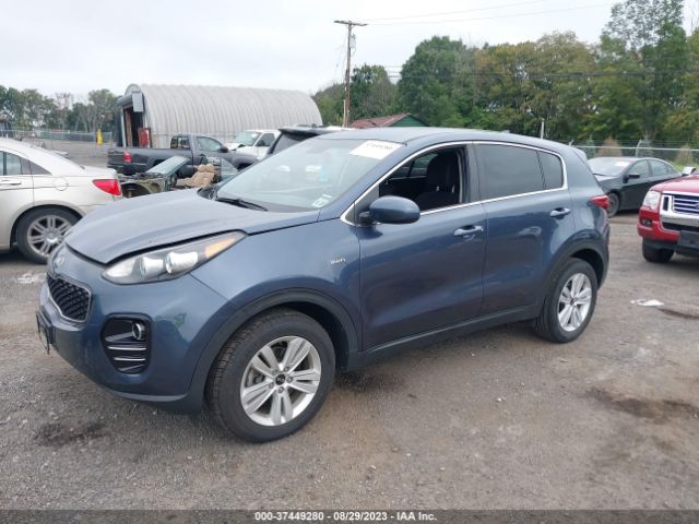 KNDPMCAC2J7449623 KIA Sportage Lx